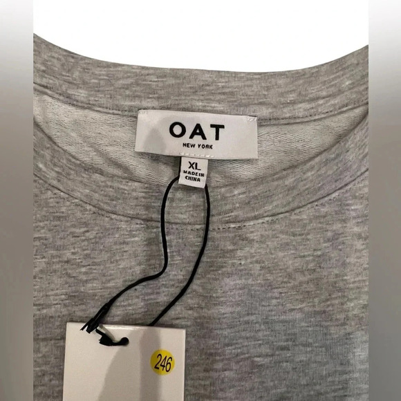 NWT Oat New York Gray Sweatshirt with Ruched Sleeves - Picture 3 of 3